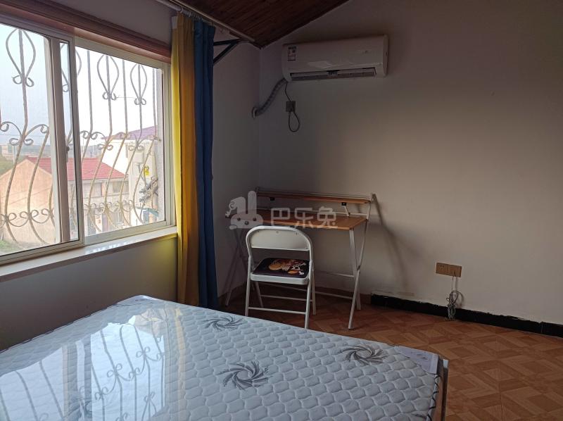 腰路村十三组（民房）9151858卧室图3