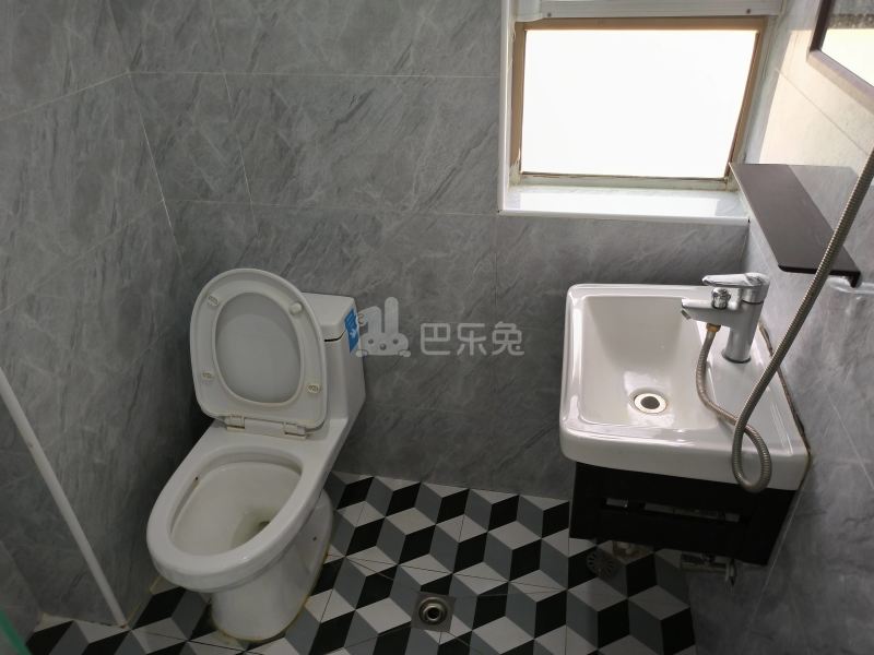 玉兰香苑二期A块9153440卫生间图7