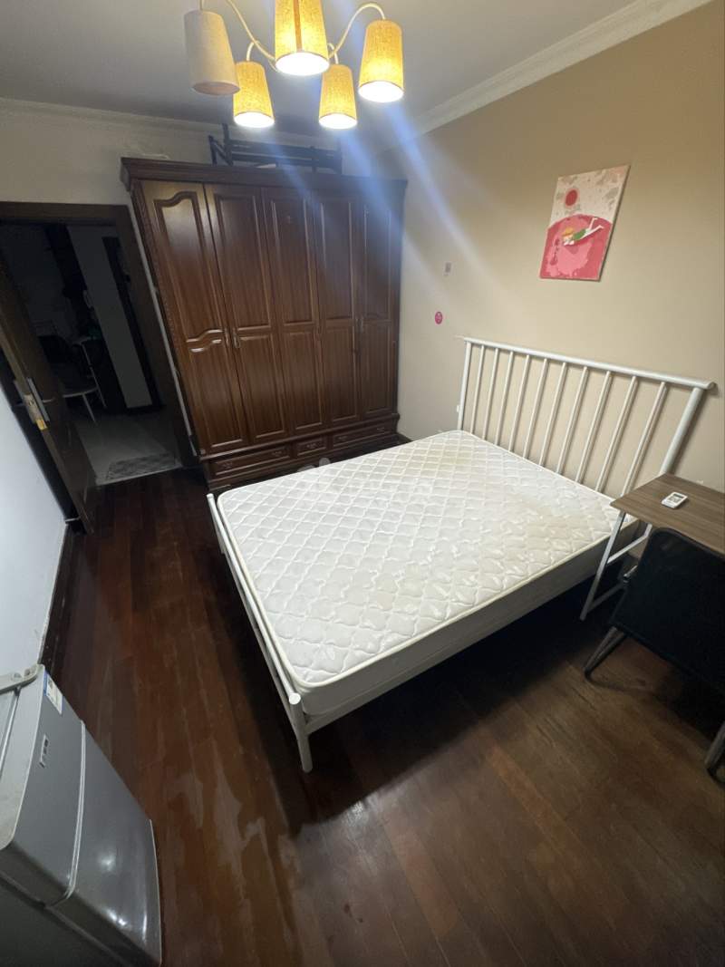 逸兴家园9160455卧室图3