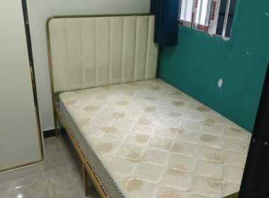 联客公寓 1室0厅1卫