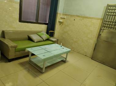 湾底坊五巷7号 1室0厅1卫