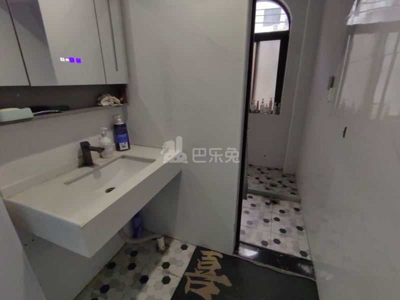 幸福第一公寓9171734卫生间图8