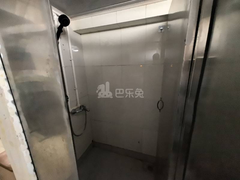 贵仁绿苑9176753卫生间图8