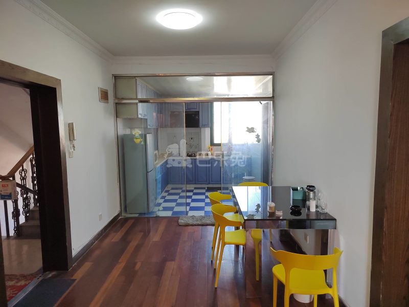 华浜新村（长江路366弄）9184796客厅图5