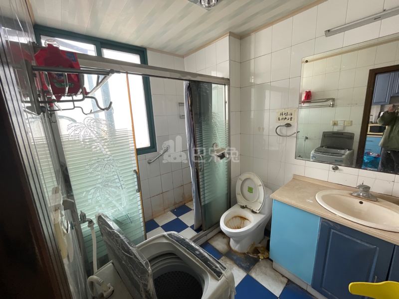 华浜新村（长江路366弄）9184796卫生间图11