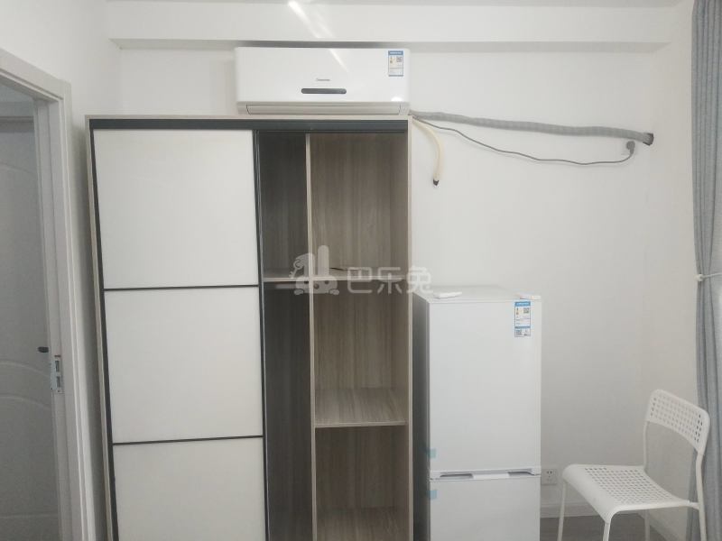 龙科公寓921017卧室图1