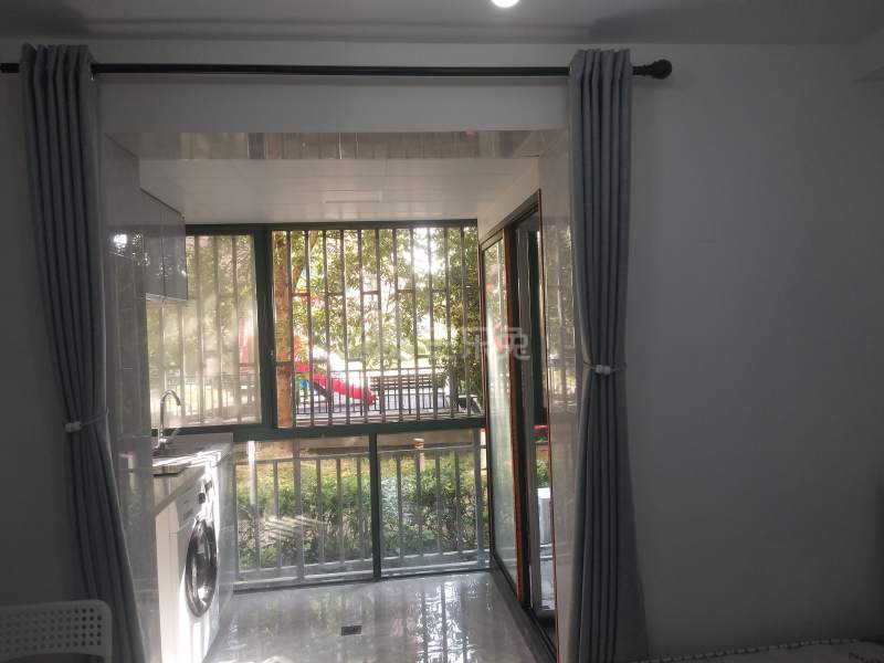 龙科公寓921017卧室图0