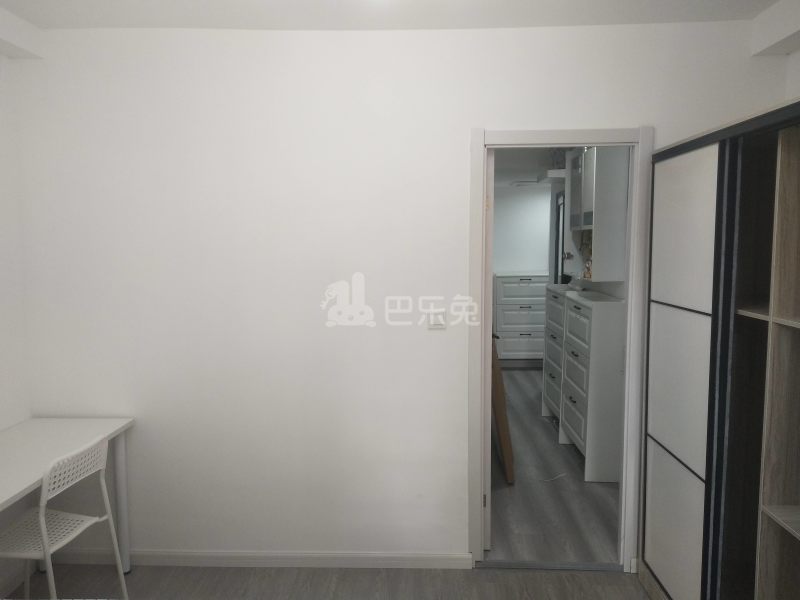 龙科公寓921017卧室图3