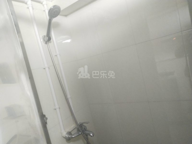 贵仁绿苑9176753卫生间图14