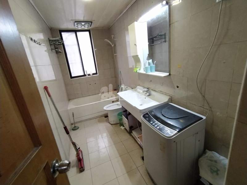 天山新苑9437747卫生间图19