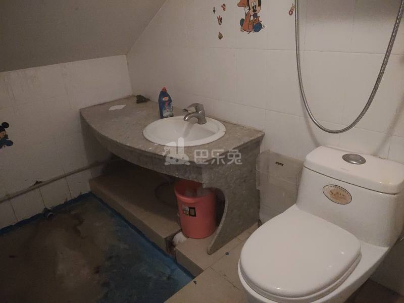 周康二村9323099卫生间图13