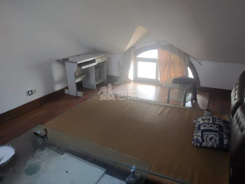 周康二村9323099卧室图0