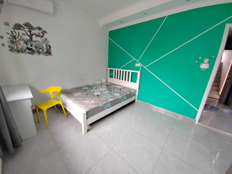 春雷村（民房）9330837卧室图1