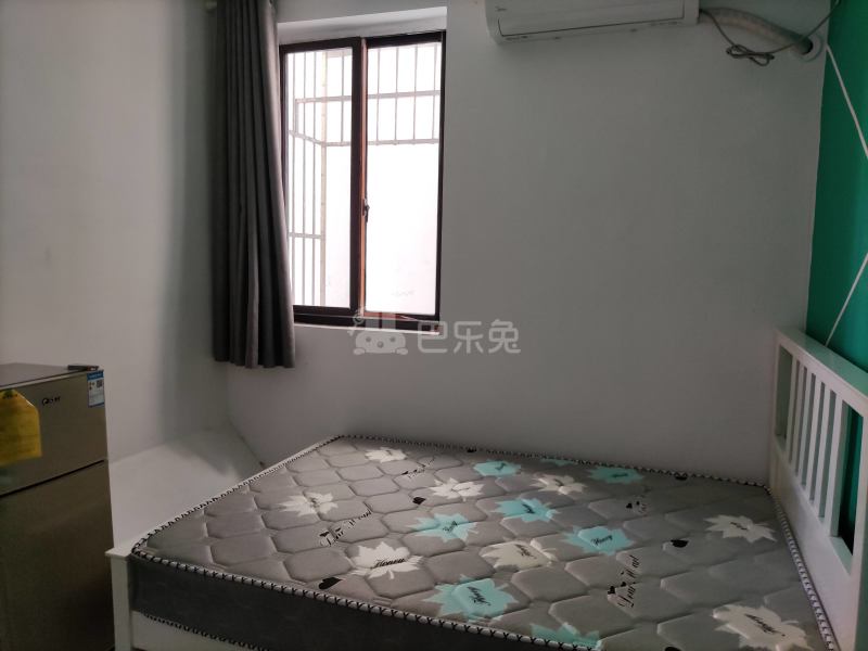 春雷村（民房）9330845卧室图0