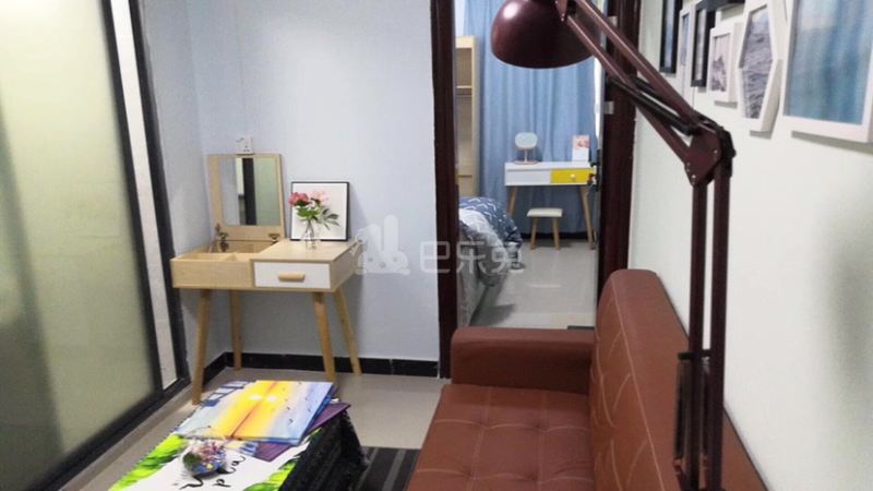 倚龙华庭9331184卧室图0