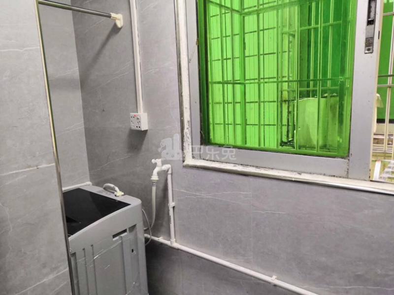 倚龙华庭9331184卧室图5