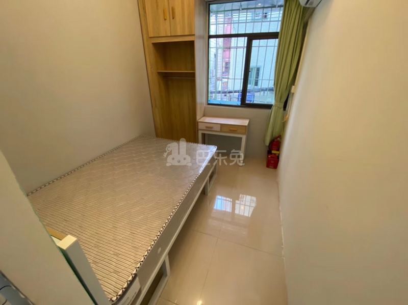 倚龙华庭9331211卧室图8