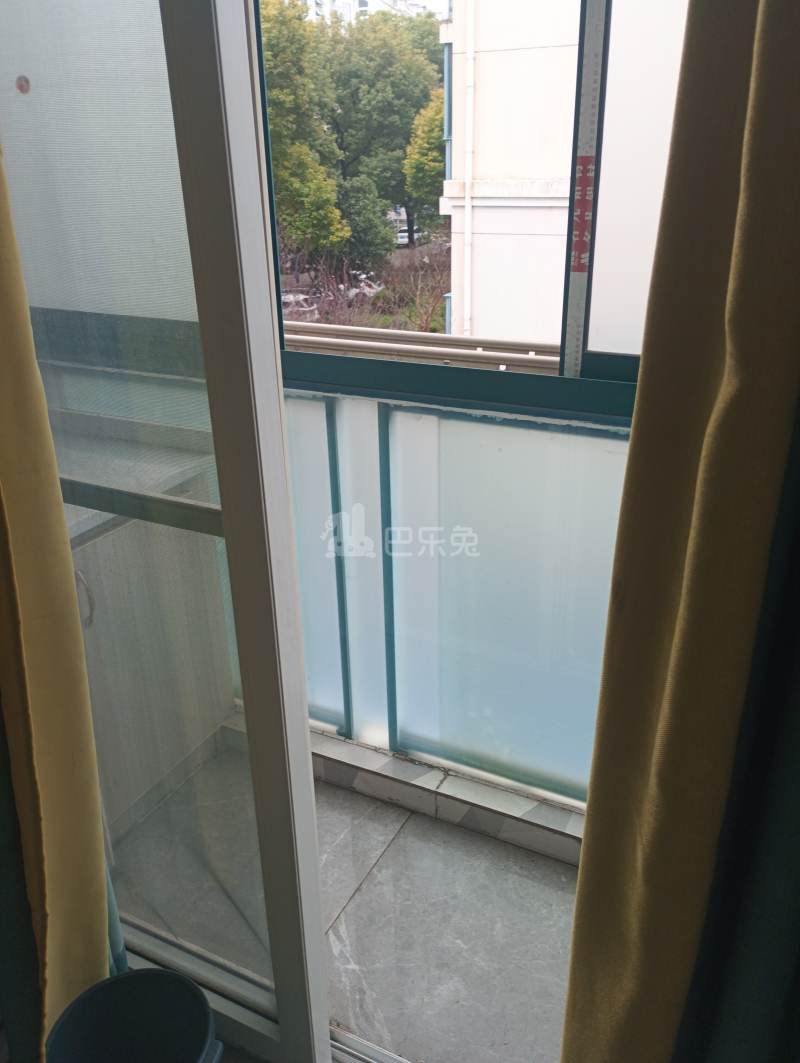 碧林湾南苑西区933742卧室窗户图9