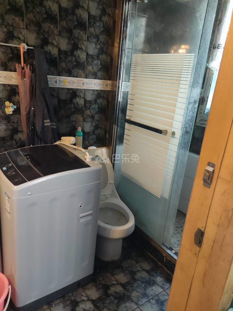 舒乐小区9344403卫生间图11