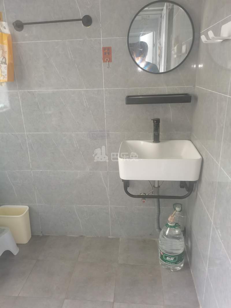 百林苑小区（浦三路5127弄）9354308卫生间图6