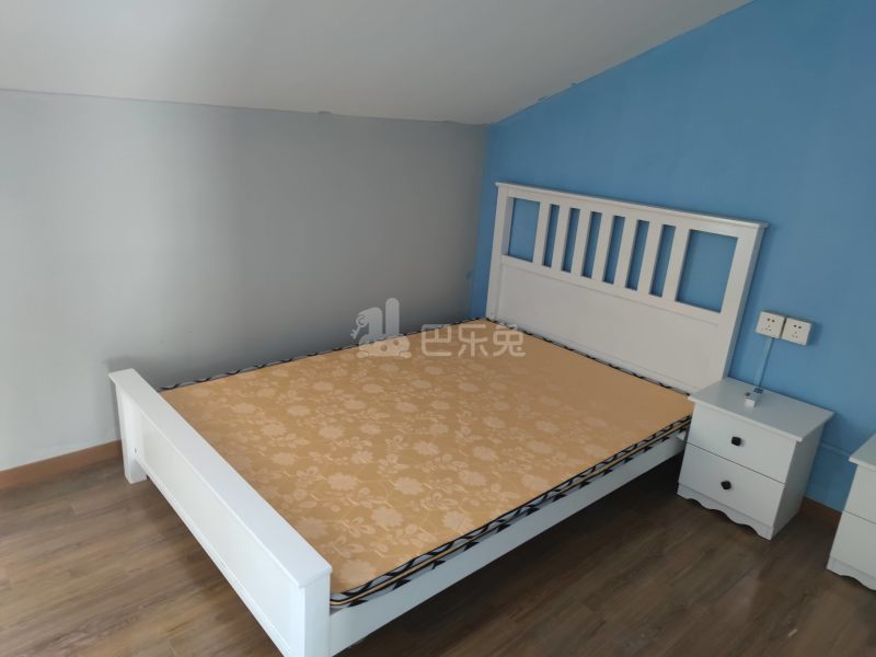 双秀家园南园9391080卧室图0