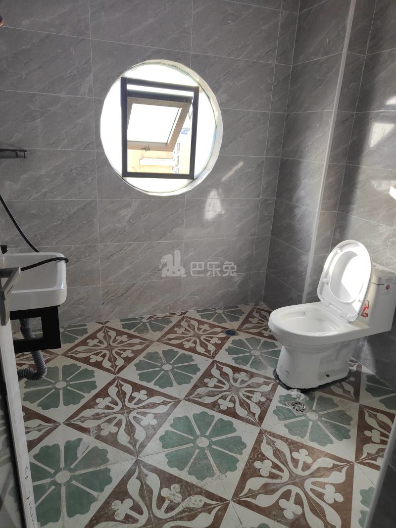 双秀家园南园9391080卫生间图8