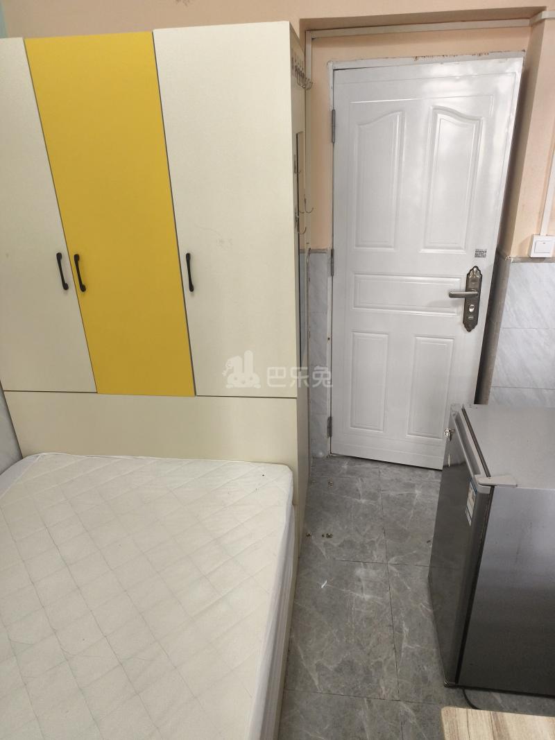 海湾花园9437008卧室图4