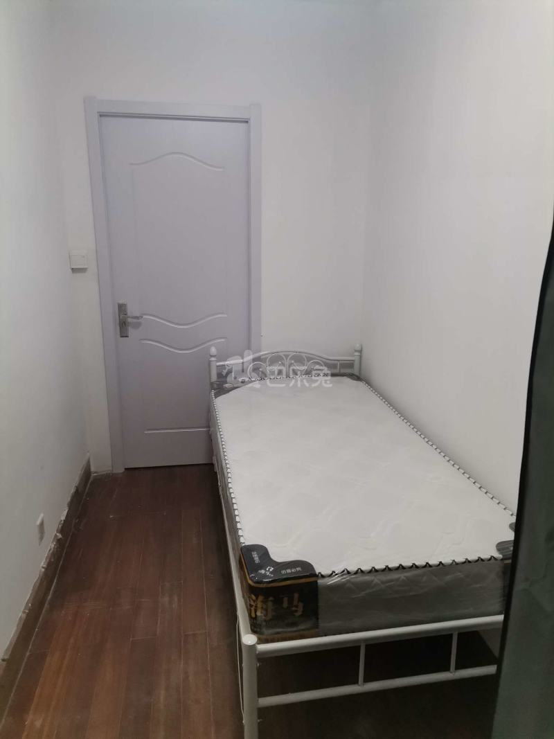 天山新苑9437747卧室图0