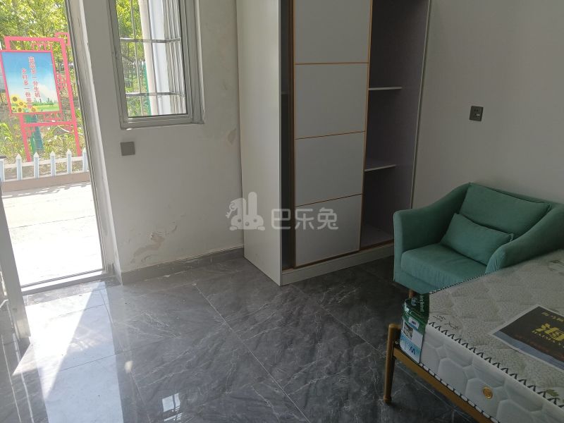 东滨村西张家宅（民房）9438226卧室图1