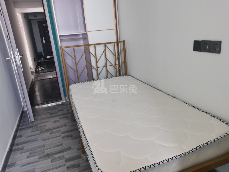 东滨村西张家宅（民房）9438236卧室图3