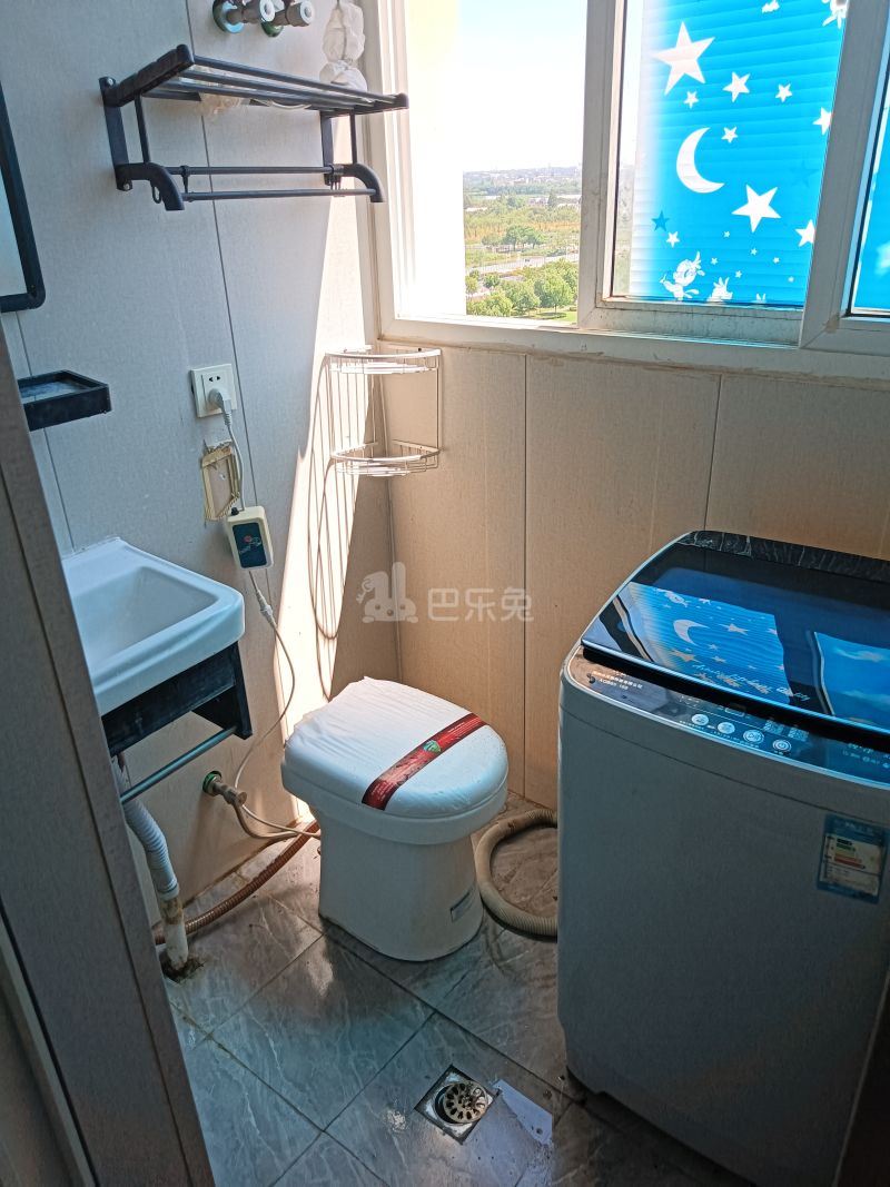 百曲雅苑9466317卫生间图5