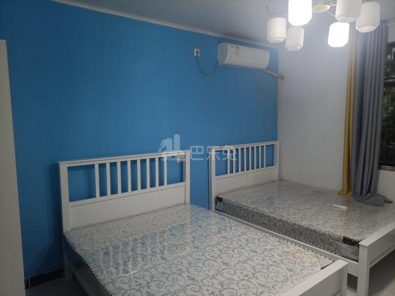 鹤东村沿江村（民房）9468868卧室图0