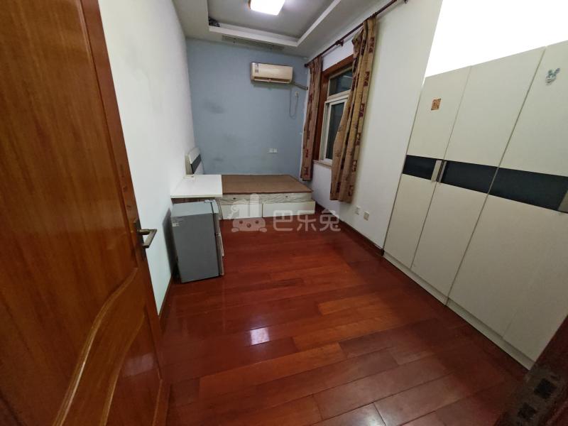 吴胜别墅9480640卧室图0