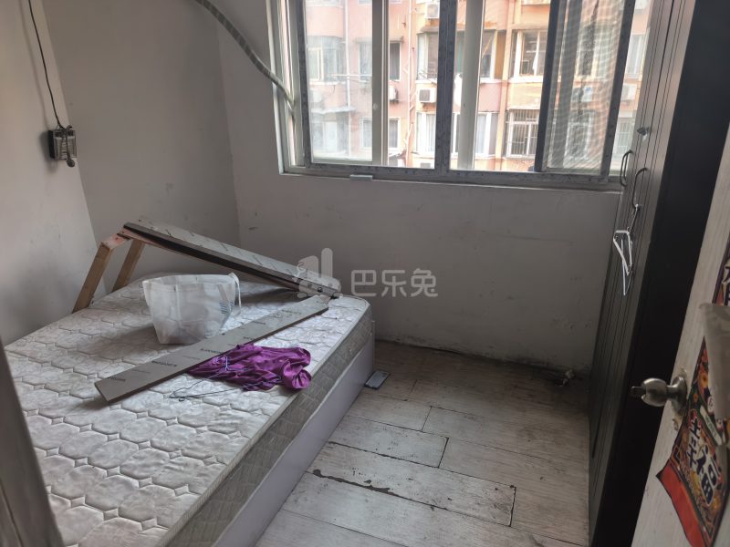 蔷薇五村9483441卧室图0