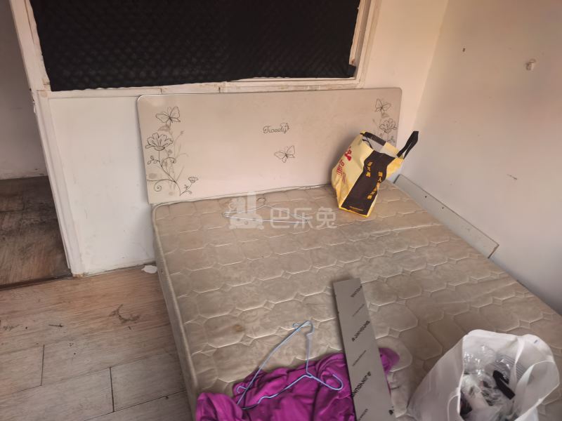 蔷薇五村9483441卧室图3