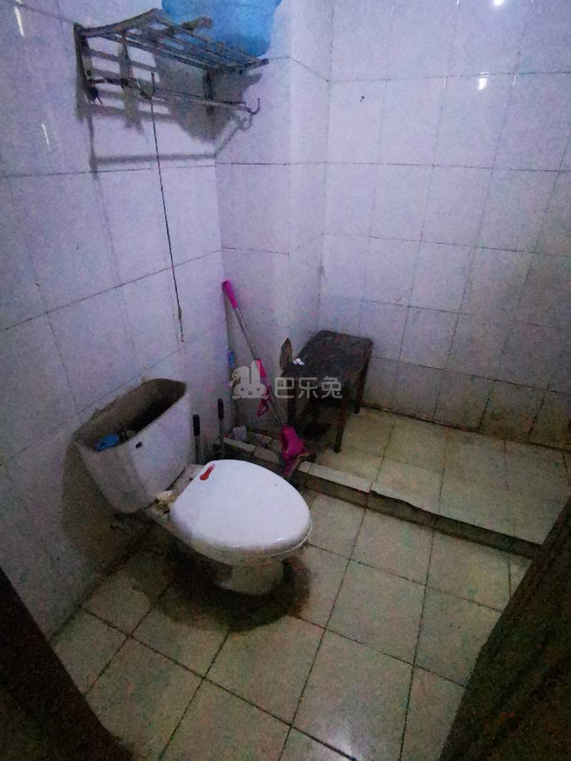 银兆公寓10338655卫生间图12