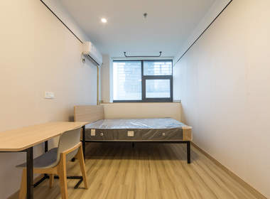 龙湖冠寓南京电子商务产业园店 1室0厅1卫