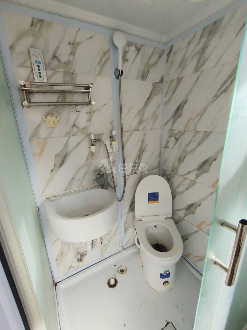 梦丹苑9499206卫生间图8