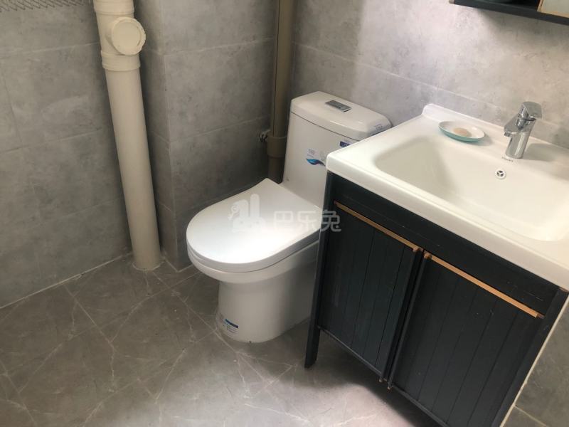 鑫海公寓9504941卫生间图5