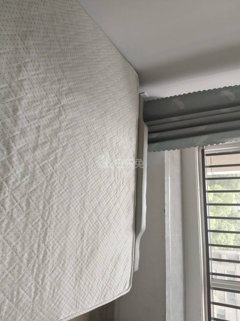 象屿滨江悦府9528160卧室图3