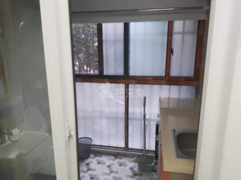 东岸新里9537985卧室窗户图4