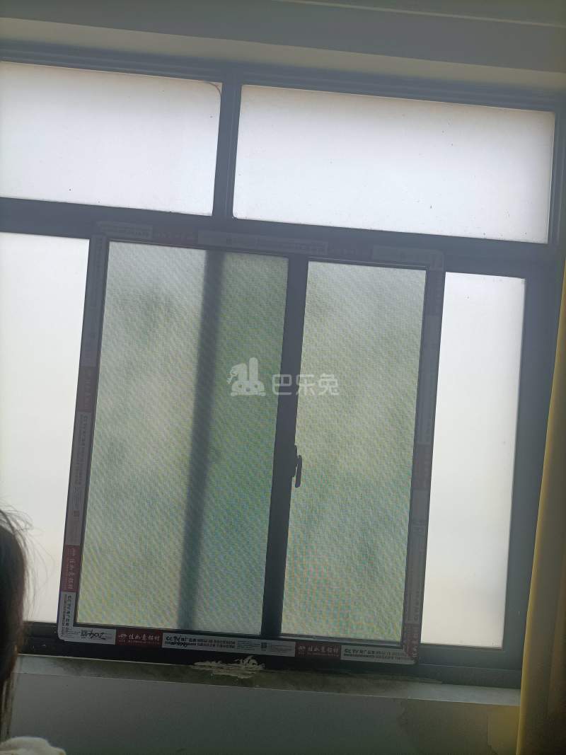 金建村长桥（民房）9547295卧室窗户图8