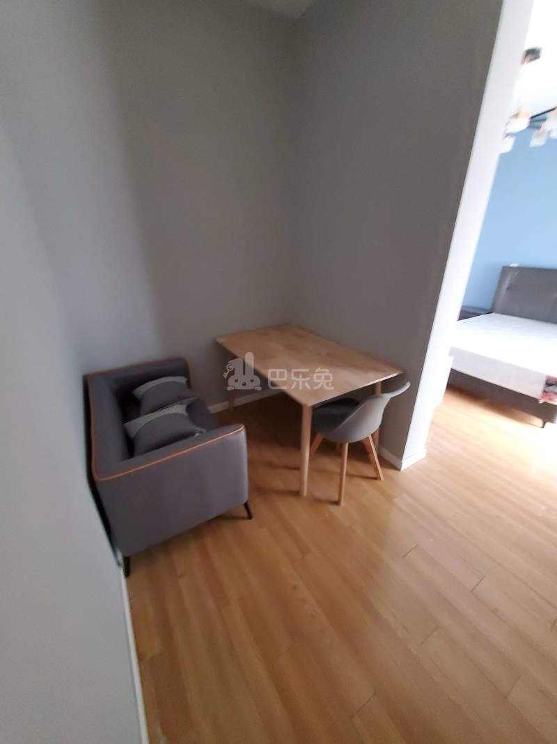 都市富苑9547407客厅图6