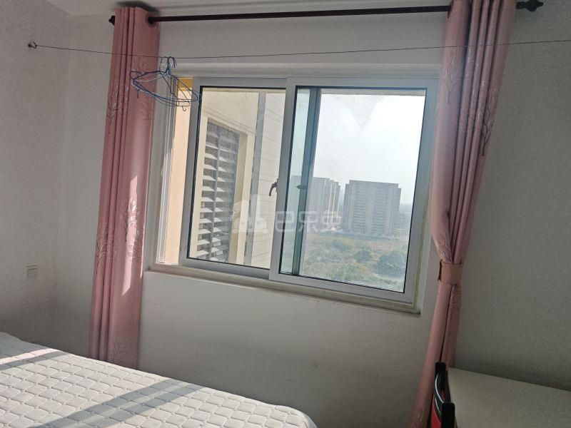 练祁佳城星怡苑五街坊9569376卧室窗户图12