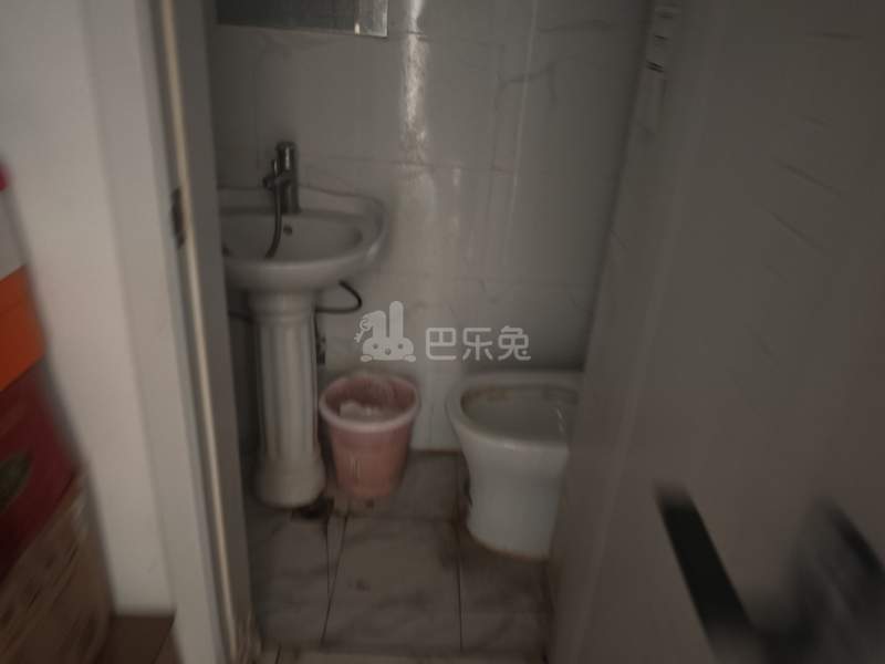 练祁佳城星怡苑五街坊9569376卫生间图11