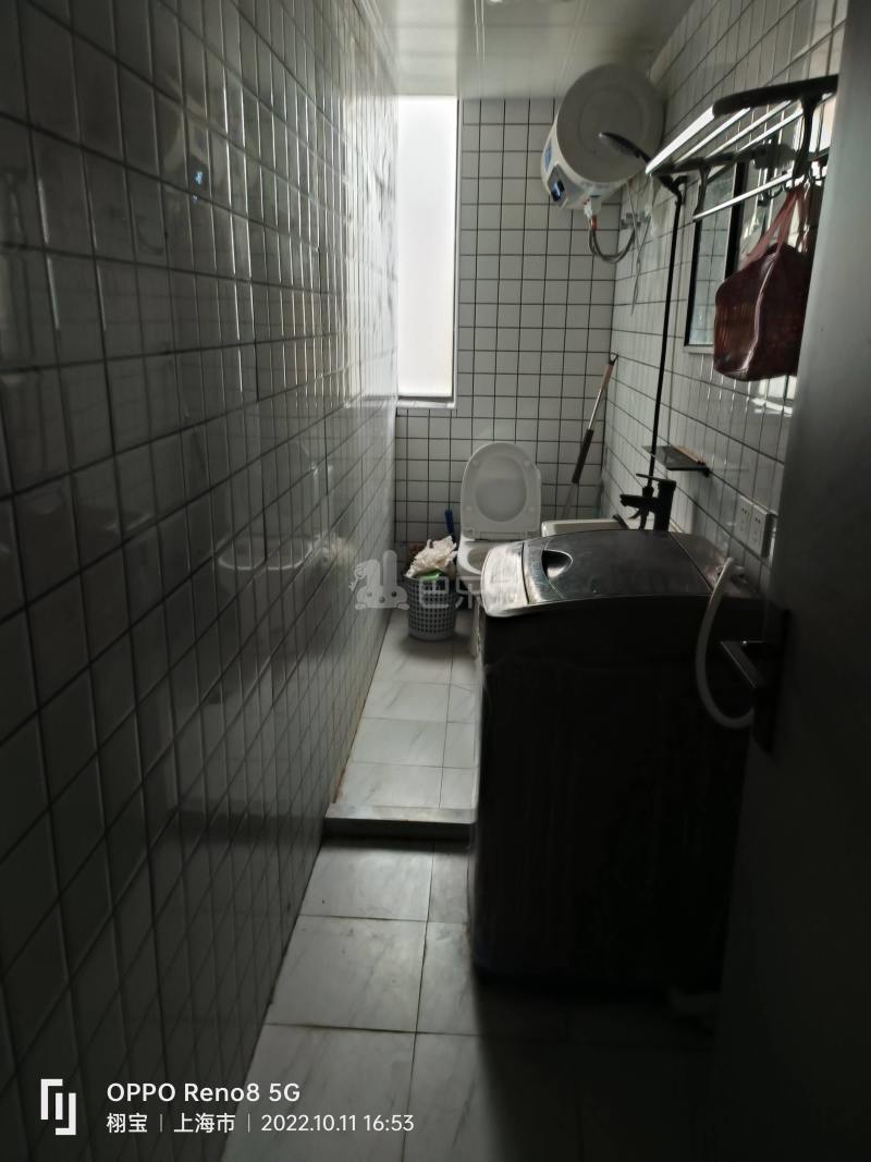 保利叶语西区9569727卫生间图5