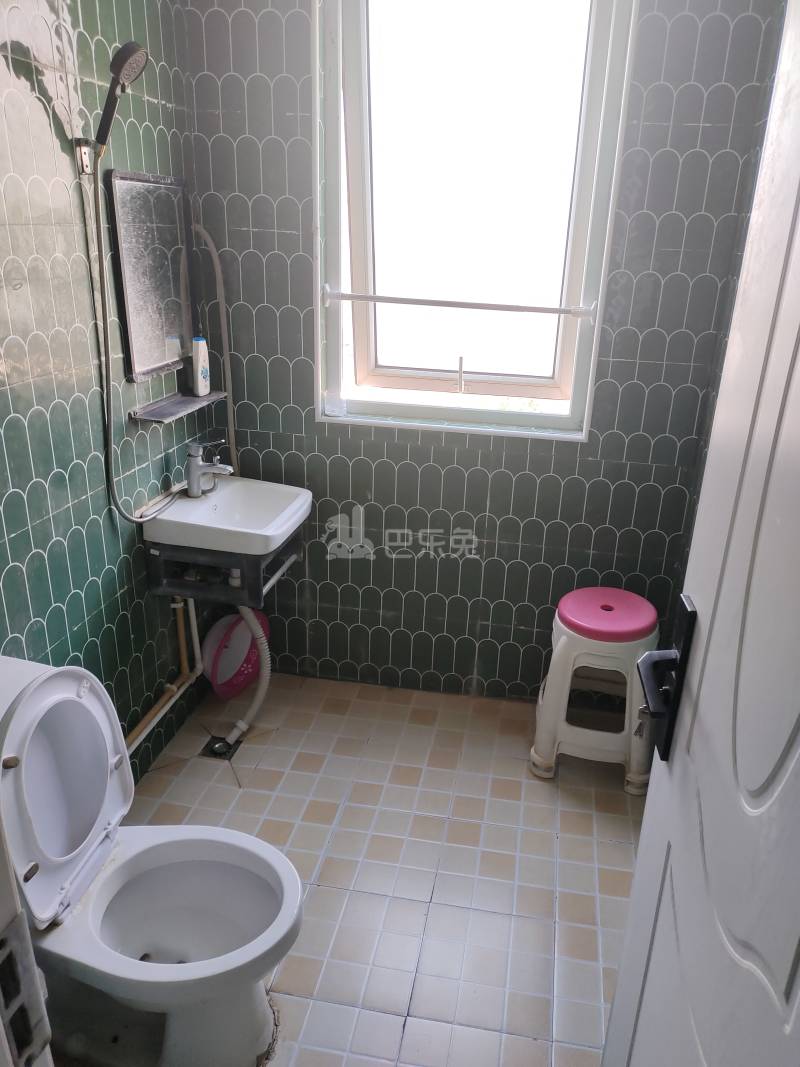 练祁佳城星怡苑五街坊9578662卫生间图5