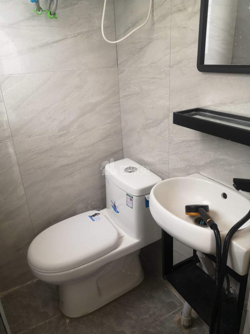 季桥村蔡圈（民房）9586105卫生间图5