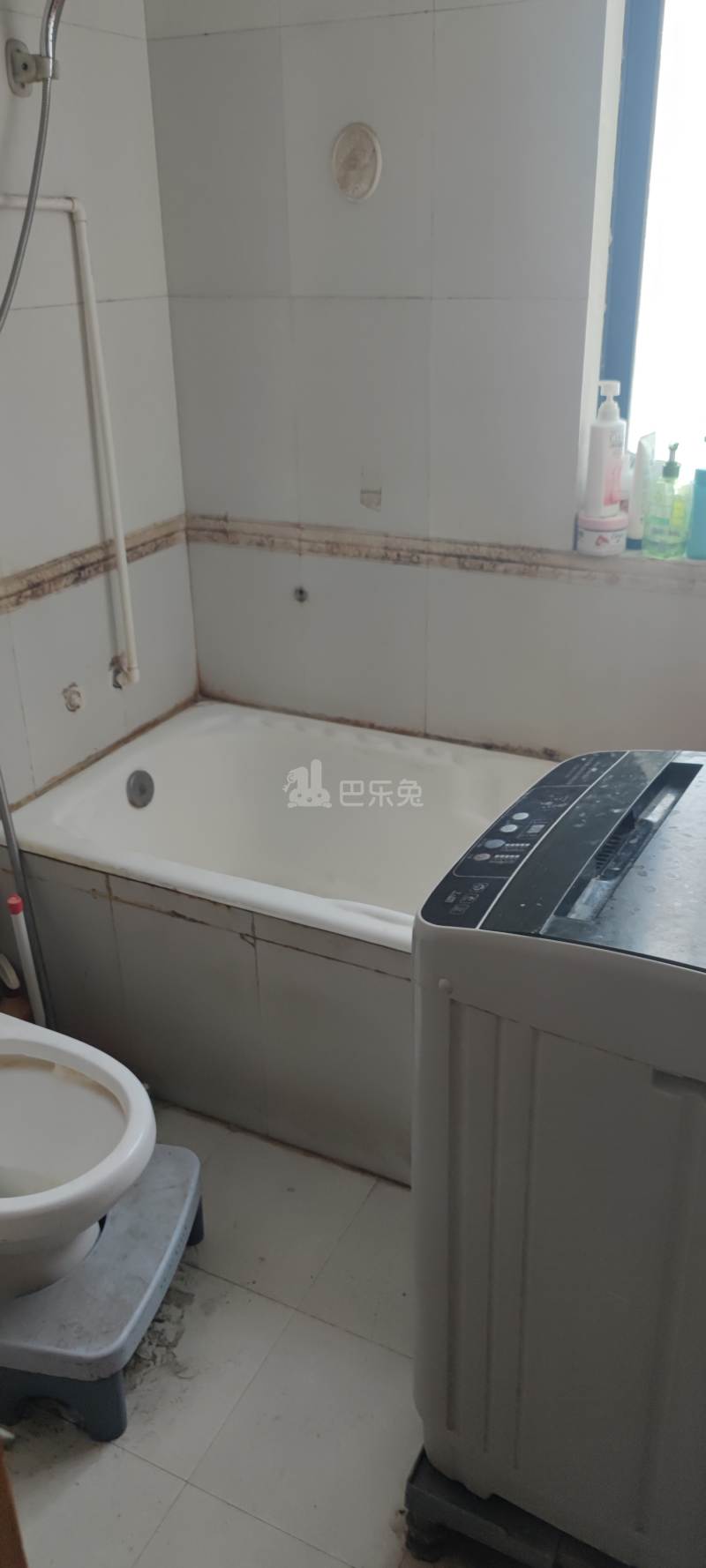 龙悦小区二区2898927卫生间图8