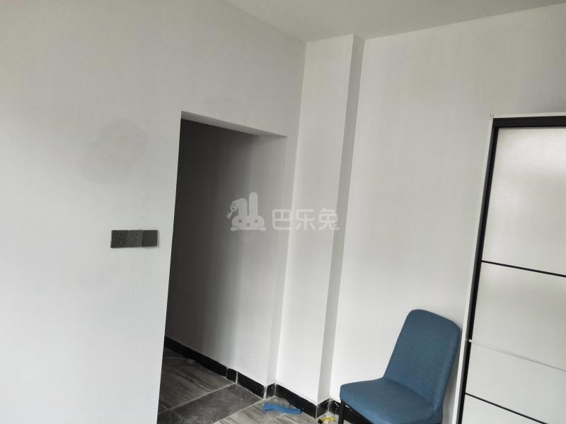 三灶路1450弄9617421卧室图3